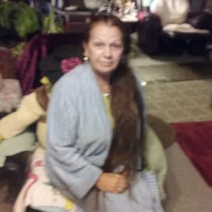 Meet your Posher, Cheryll